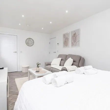 アパート Modern 1 Bed Flat リーズ